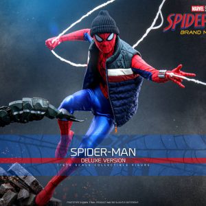 Marvel Hot Toys SpiderMan Brand New Day SpiderMan Deluxe